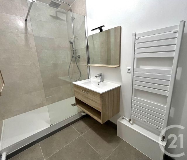 Appartement F2 à louer - 2 pièces - 49.05 m2 - LA GRANDE MOTTE - 34 - LANGUEDOC-ROUSSILLON - Century 21 Rouvière Immobilier