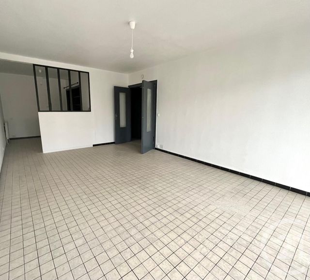 Appartement F2 à louer - 2 pièces - 49.05 m2 - LA GRANDE MOTTE - 34 - LANGUEDOC-ROUSSILLON - Century 21 Rouvière Immobilier