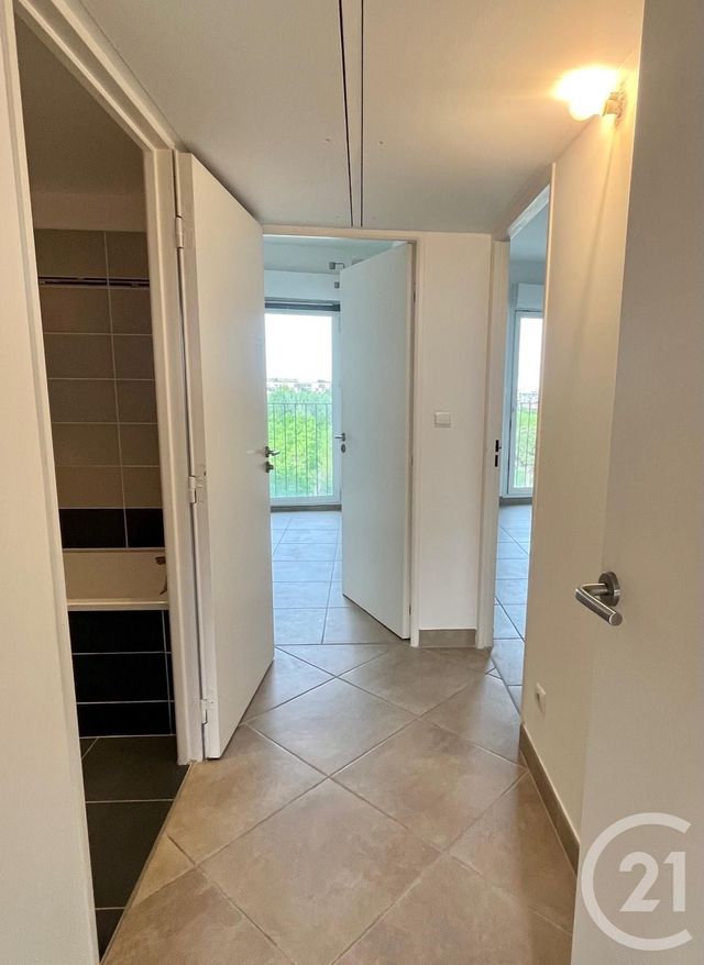 Appartement F4 à louer - 4 pièces - 85.12 m2 - MONTPELLIER - 34 - LANGUEDOC-ROUSSILLON - Century 21 Rouvière Immobilier