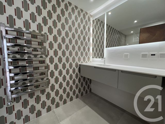 Appartement T2 à vendre - 2 pièces - 32.5 m2 - LA GRANDE MOTTE - 34 - LANGUEDOC-ROUSSILLON - Century 21 Rouvière Immobilier