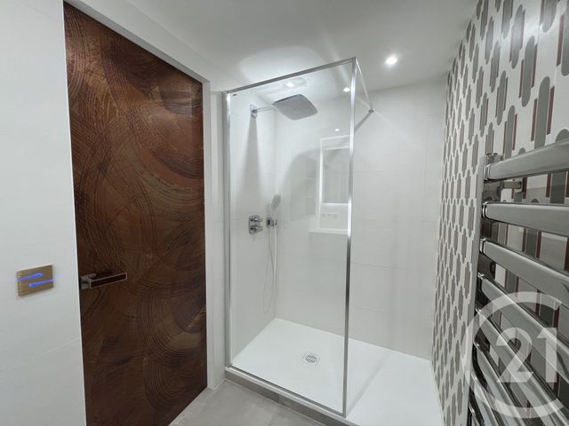 Appartement T2 à vendre - 2 pièces - 32.5 m2 - LA GRANDE MOTTE - 34 - LANGUEDOC-ROUSSILLON - Century 21 Rouvière Immobilier