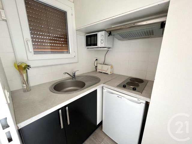 Appartement F1 à louer - 1 pièce - 18.5 m2 - MONTPELLIER - 34 - LANGUEDOC-ROUSSILLON - Century 21 Rouvière Immobilier