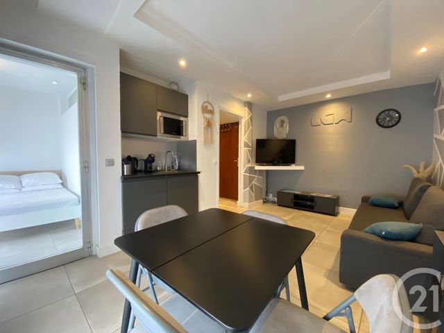 Appartement T1 à vendre - 1 pièce - 22.46 m2 - LA GRANDE MOTTE - 34 - LANGUEDOC-ROUSSILLON - Century 21 Rouvière Immobilier