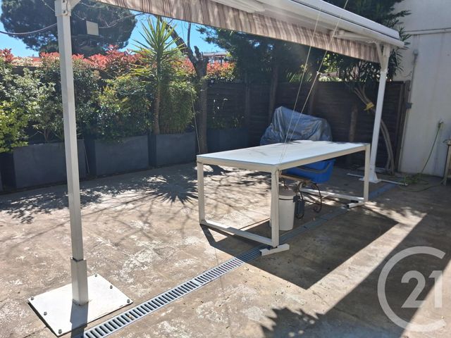 Appartement à vendre - 2 pièces - 32.14 m2 - LA GRANDE MOTTE - 34 - LANGUEDOC-ROUSSILLON - Century 21 Rouvière Immobilier