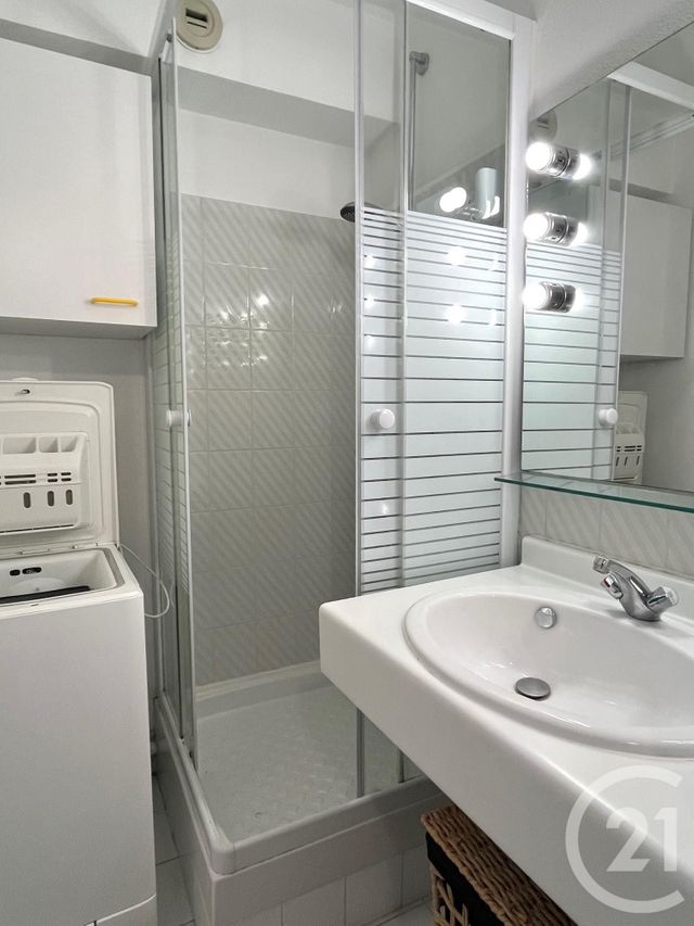 Appartement F1 à louer - 1 pièce - 22.4 m2 - LA GRANDE MOTTE - 34 - LANGUEDOC-ROUSSILLON - Century 21 Rouvière Immobilier
