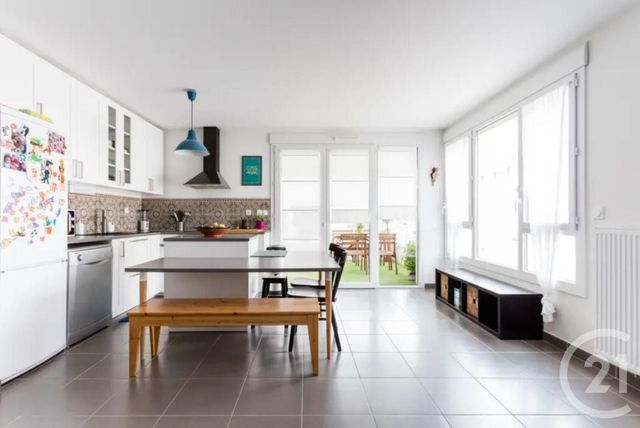 Appartement F3 à louer - 3 pièces - 81.11 m2 - MONTPELLIER - 34 - LANGUEDOC-ROUSSILLON - Century 21 Rouvière Immobilier