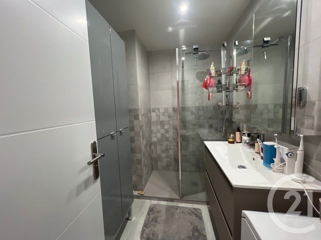 Appartement à vendre - 2 pièces - 52.26 m2 - LA GRANDE MOTTE - 34 - LANGUEDOC-ROUSSILLON - Century 21 Rouvière Immobilier