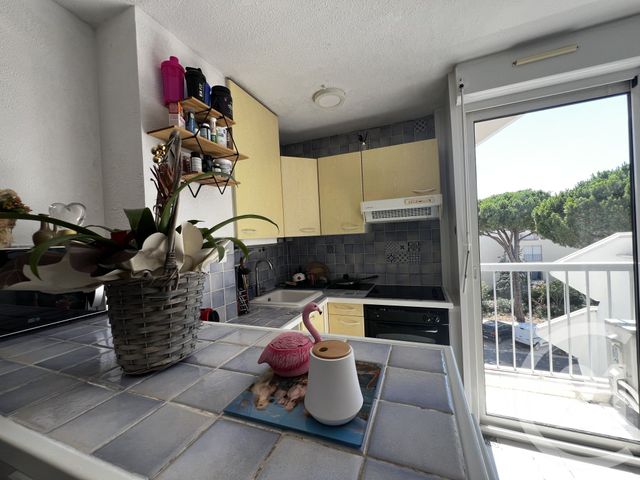 Appartement Studio Cabine à vendre - 1 pièce - 31.7 m2 - LA GRANDE MOTTE - 34 - LANGUEDOC-ROUSSILLON - Century 21 Rouvière Immobilier