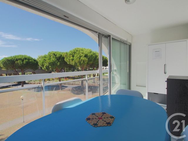 Appartement F2 cabine à louer - 2 pièces - 35.91 m2 - LA GRANDE MOTTE - 34 - LANGUEDOC-ROUSSILLON - Century 21 Rouvière Immobilier