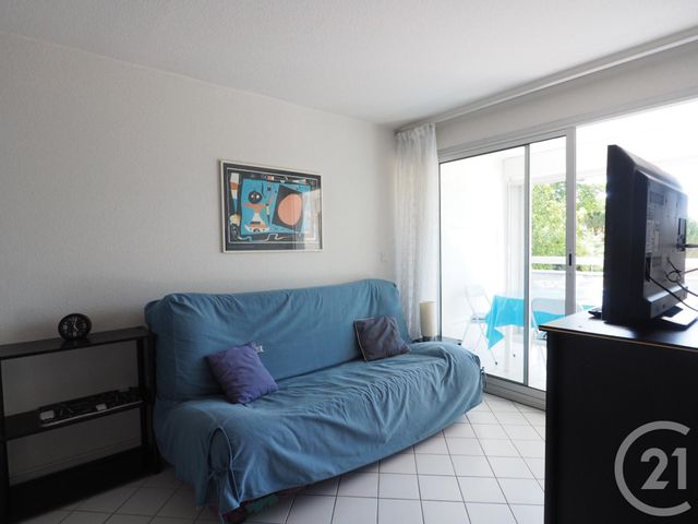 Appartement F2 cabine à louer - 2 pièces - 35.91 m2 - LA GRANDE MOTTE - 34 - LANGUEDOC-ROUSSILLON - Century 21 Rouvière Immobilier