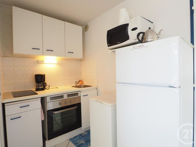 Appartement F2 cabine à louer - 2 pièces - 35.91 m2 - LA GRANDE MOTTE - 34 - LANGUEDOC-ROUSSILLON - Century 21 Rouvière Immobilier