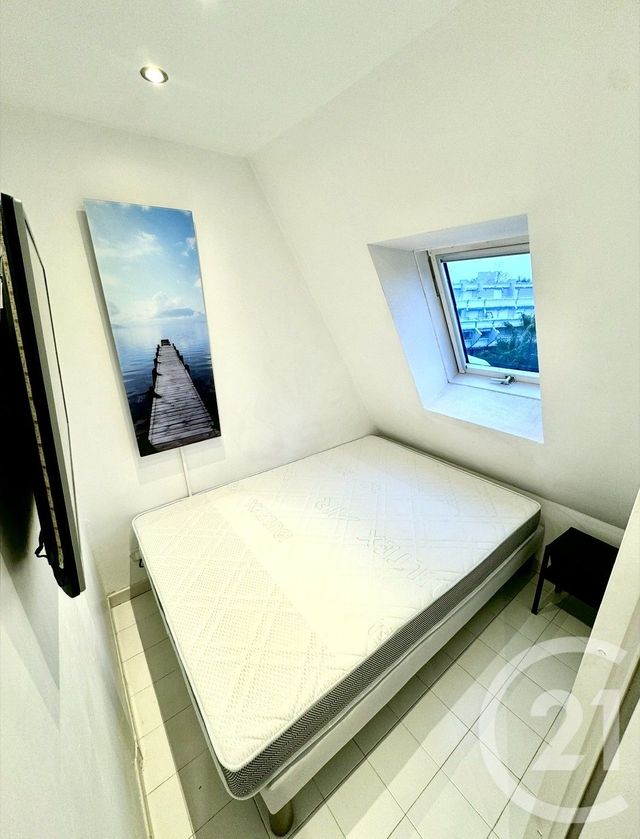 Appartement Studio Cabine à louer - 1 pièce - 26.36 m2 - LA GRANDE MOTTE - 34 - LANGUEDOC-ROUSSILLON - Century 21 Rouvière Immobilier