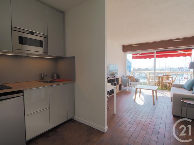 Appartement Studio à louer - 1 pièce - 27.83 m2 - LA GRANDE MOTTE - 34 - LANGUEDOC-ROUSSILLON - Century 21 Rouvière Immobilier