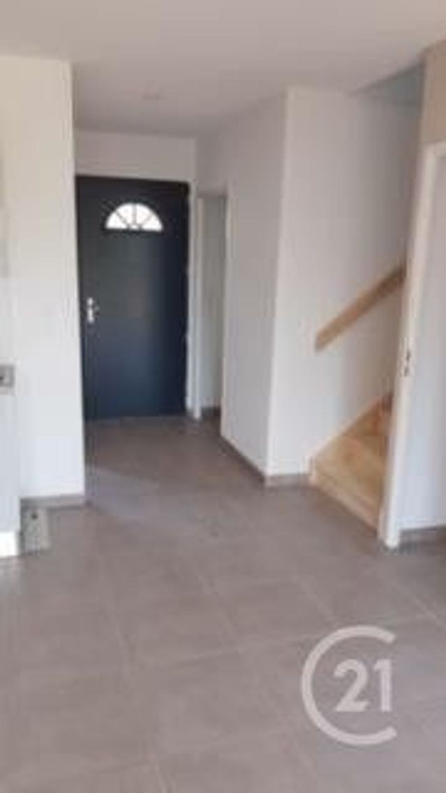 maison à louer - 4 pièces - 78.8 m2 - PORTIRAGNES - 34 - LANGUEDOC-ROUSSILLON - Century 21 Rouvière Immobilier