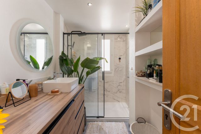 Appartement T3 à vendre - 3 pièces - 63.0 m2 - LA GRANDE MOTTE - 34 - LANGUEDOC-ROUSSILLON - Century 21 Rouvière Immobilier